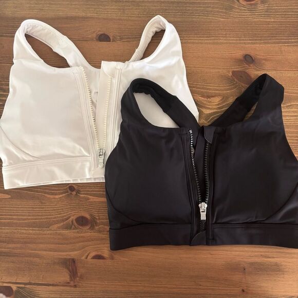 Athleta Ultimate Zip Front Bra size XS Black and white SET OF TWO - Picture 1 of 12